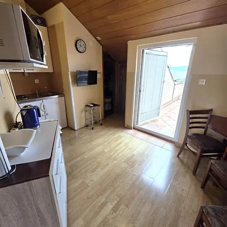48545 - Danko Apartment